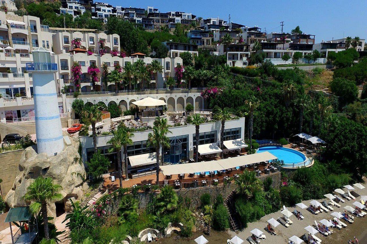 Otel Middle Town 4*